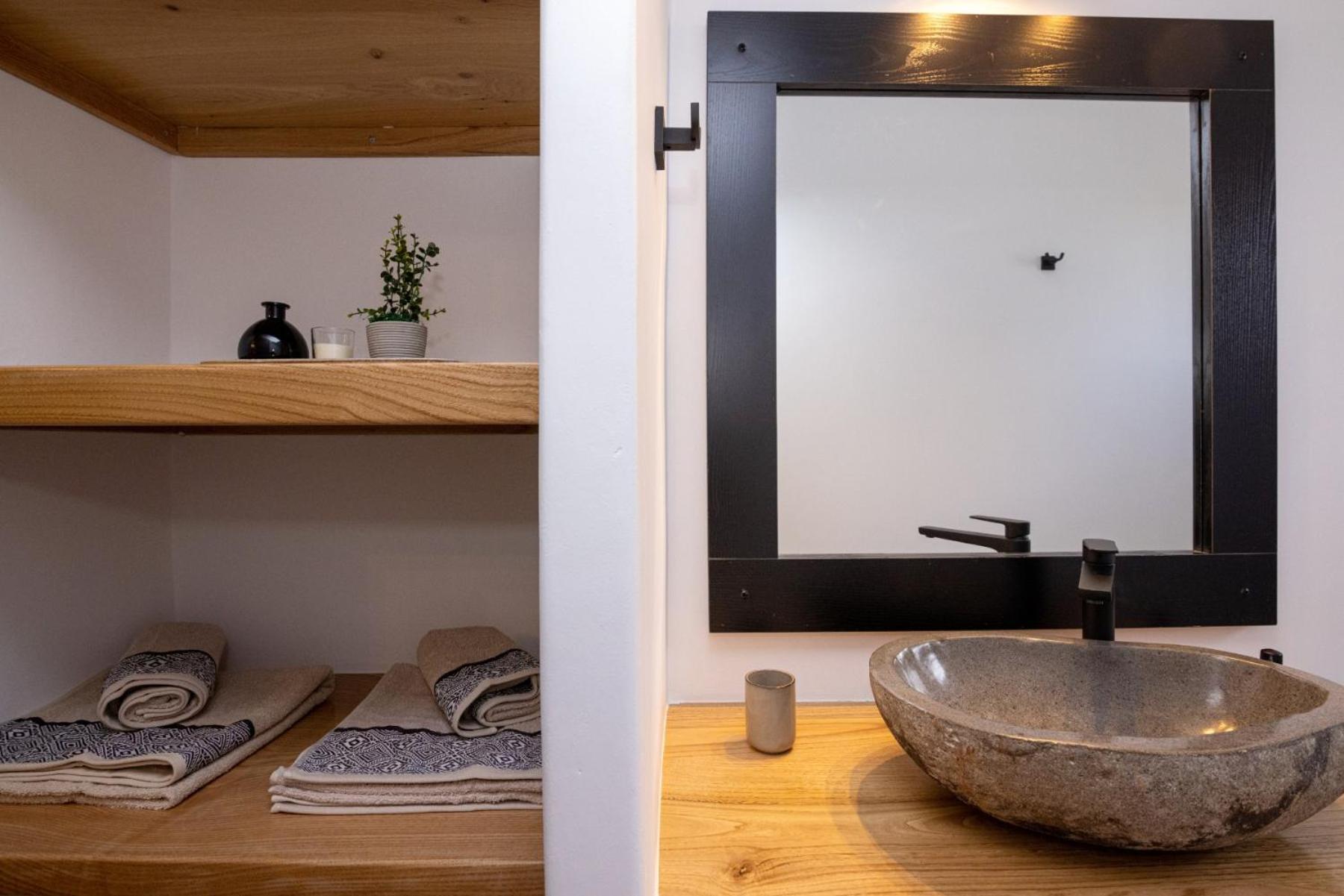 Raffar Luxury Apartment Tinos