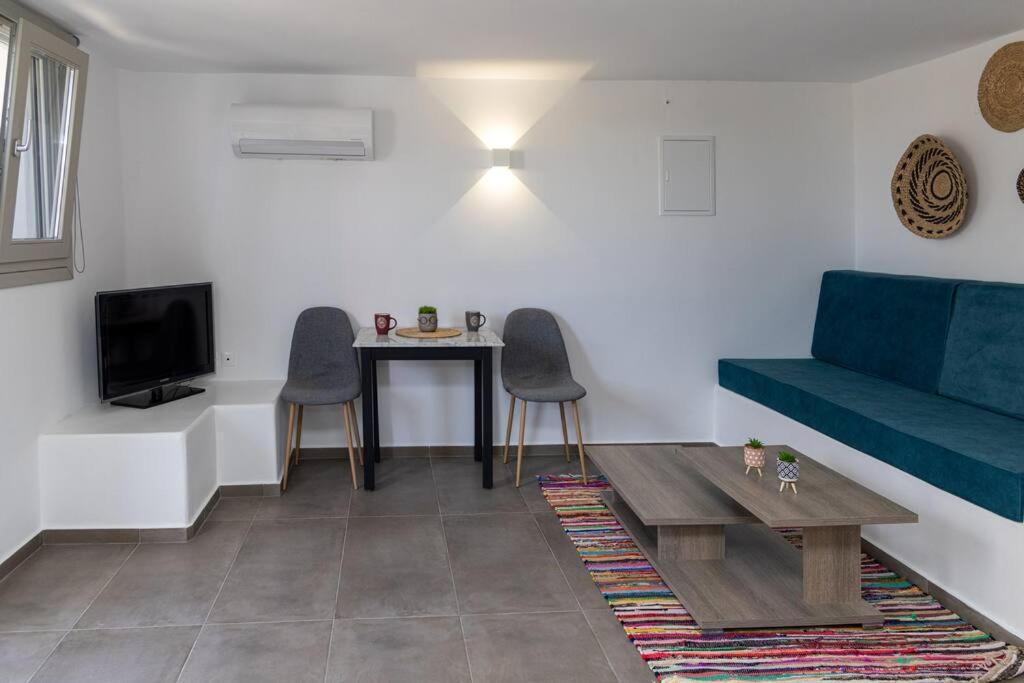 Raffar Luxury Appartement Tínos